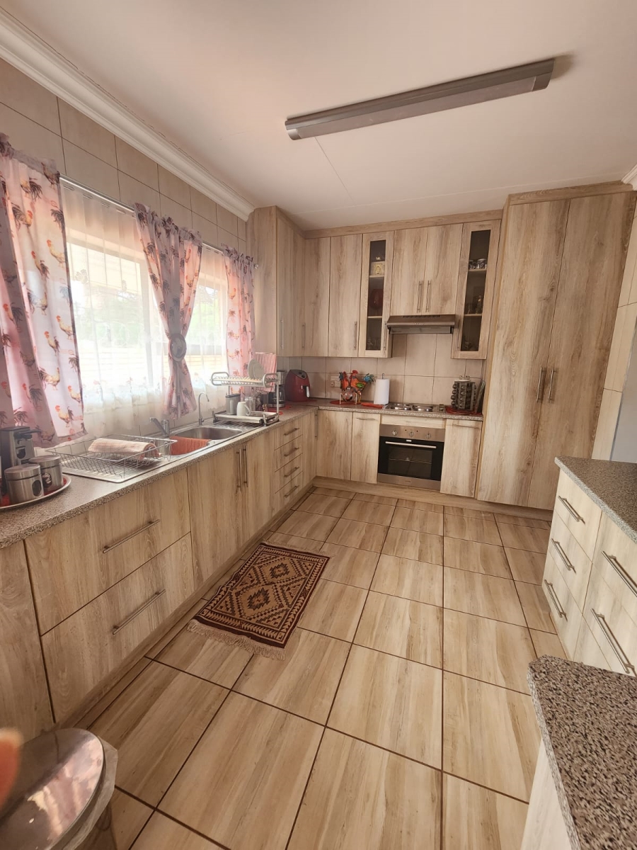 3 Bedroom Property for Sale in Kathu Northern Cape